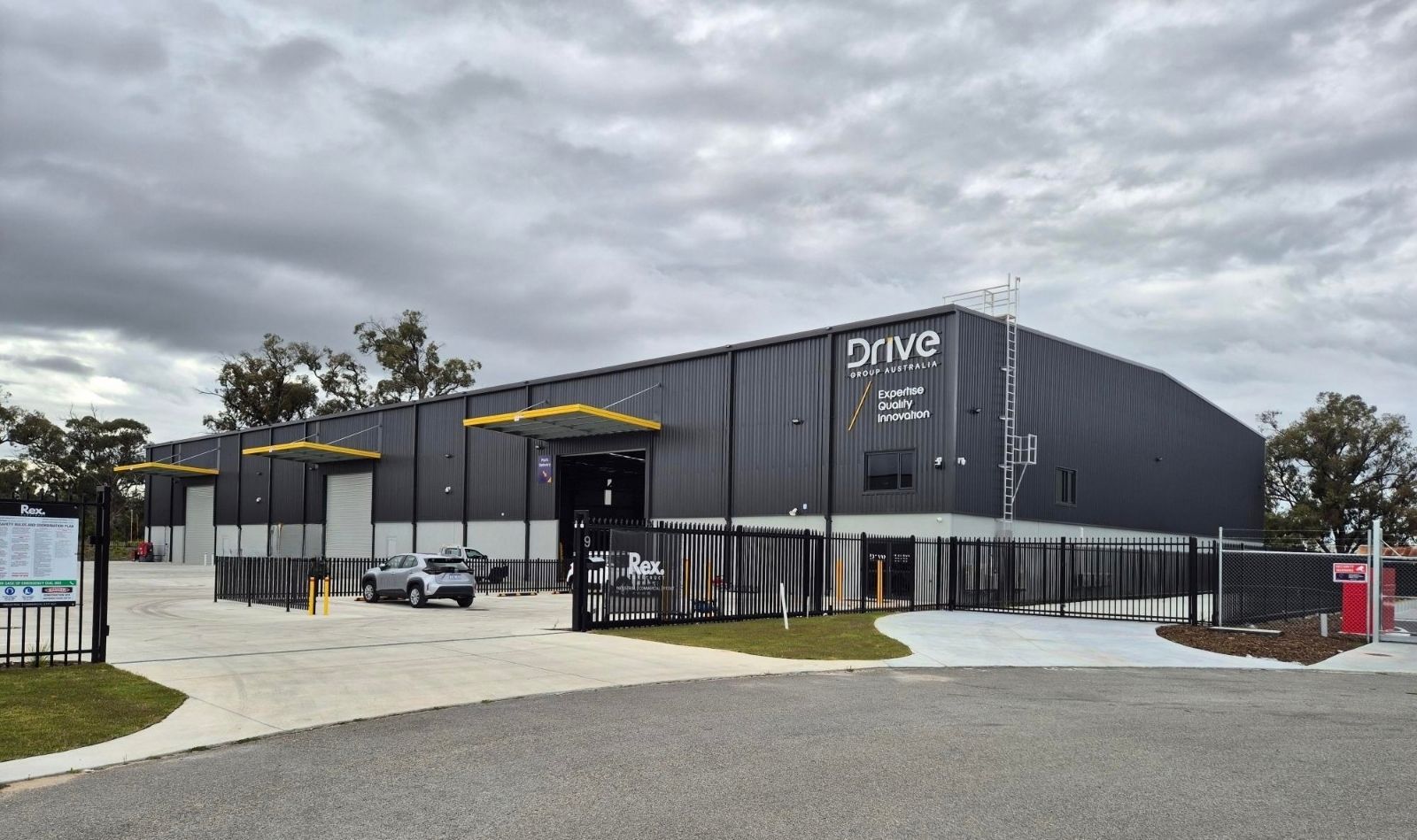 Rockingham-Front